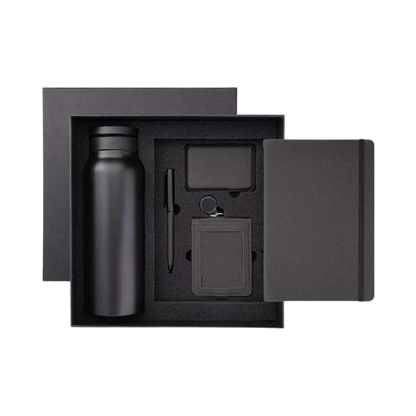 Luxury corporate gifts UAE